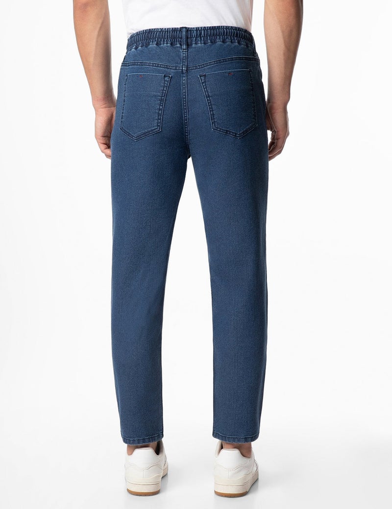 inkd جينز رياضي للرجال - متوسط الارتفاع | مزيج القطن | قماش قابل للتمدد| حزام الخصر المطاطي | تصميم كلاسيك 5 بوكيتيب | جينز للرجال - Image 3